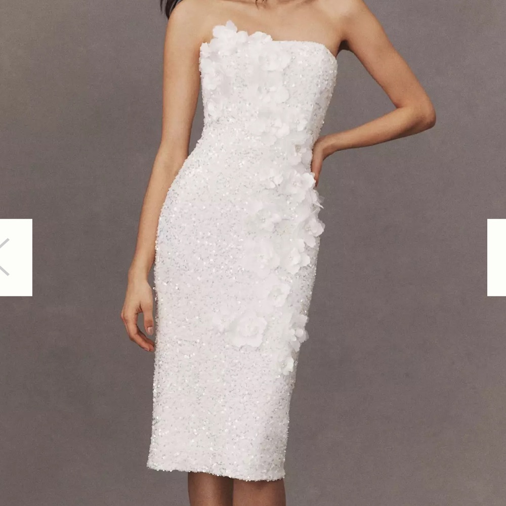 HELSI LILIANA STRAPLESS FLORAL APPLIQUÉ STRETCH SEQUIN MIDI DRESS